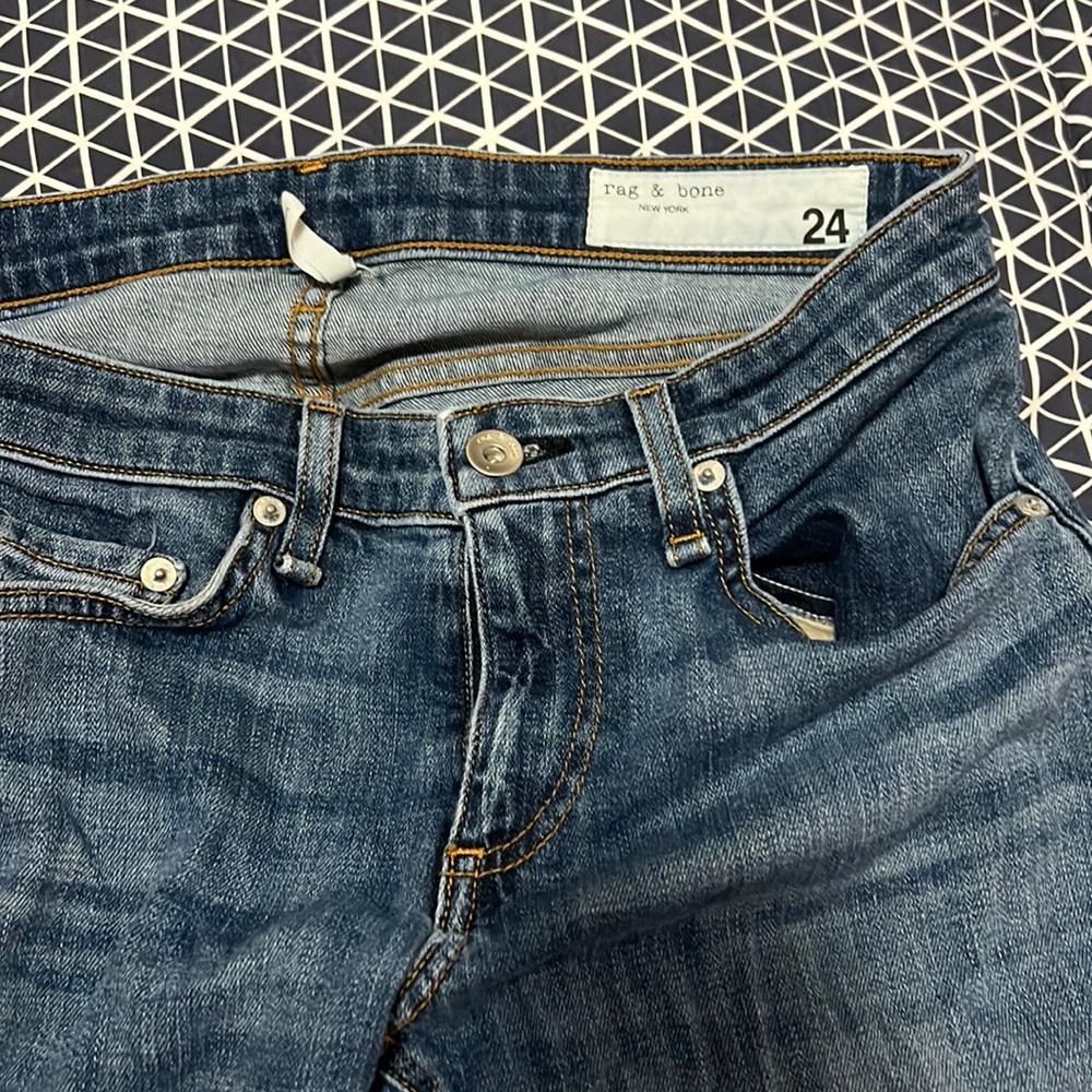 Rag and Bone used boyfriend jeans size 24